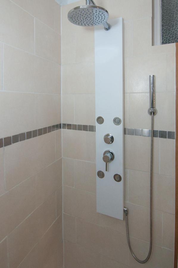 Bel Appartement Tours Centre 2 Chambres, 6 Pers "Pied-A-Tours" Bagian luar foto